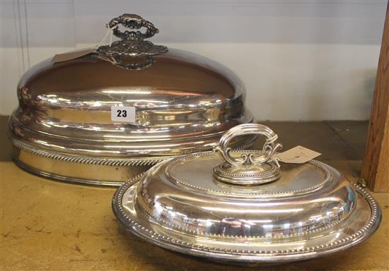 Plated domed meat dish cover, with acanthus handle and a plated oval entree dish